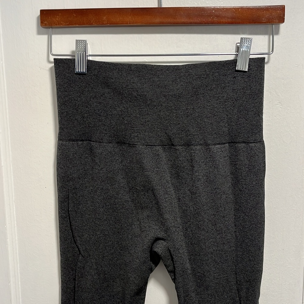 Warner’s Leggings - Picture 5 of 12
